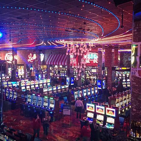 Casino in montgomery al - Wind Creek Casino in Montgomery, Alabama, has been welcoming guests since its opening in 2002. With a spacious gaming floor spanning approximately 65,000 square feet, the casino offers a diverse selection of 2,200 electronic gaming machines and 55 table games.